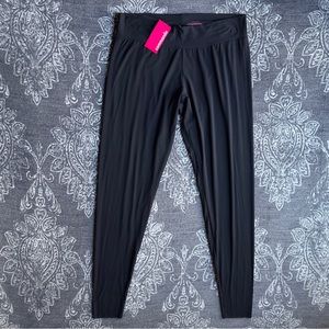 Commando Butter Lounge Pants in Black Size Large